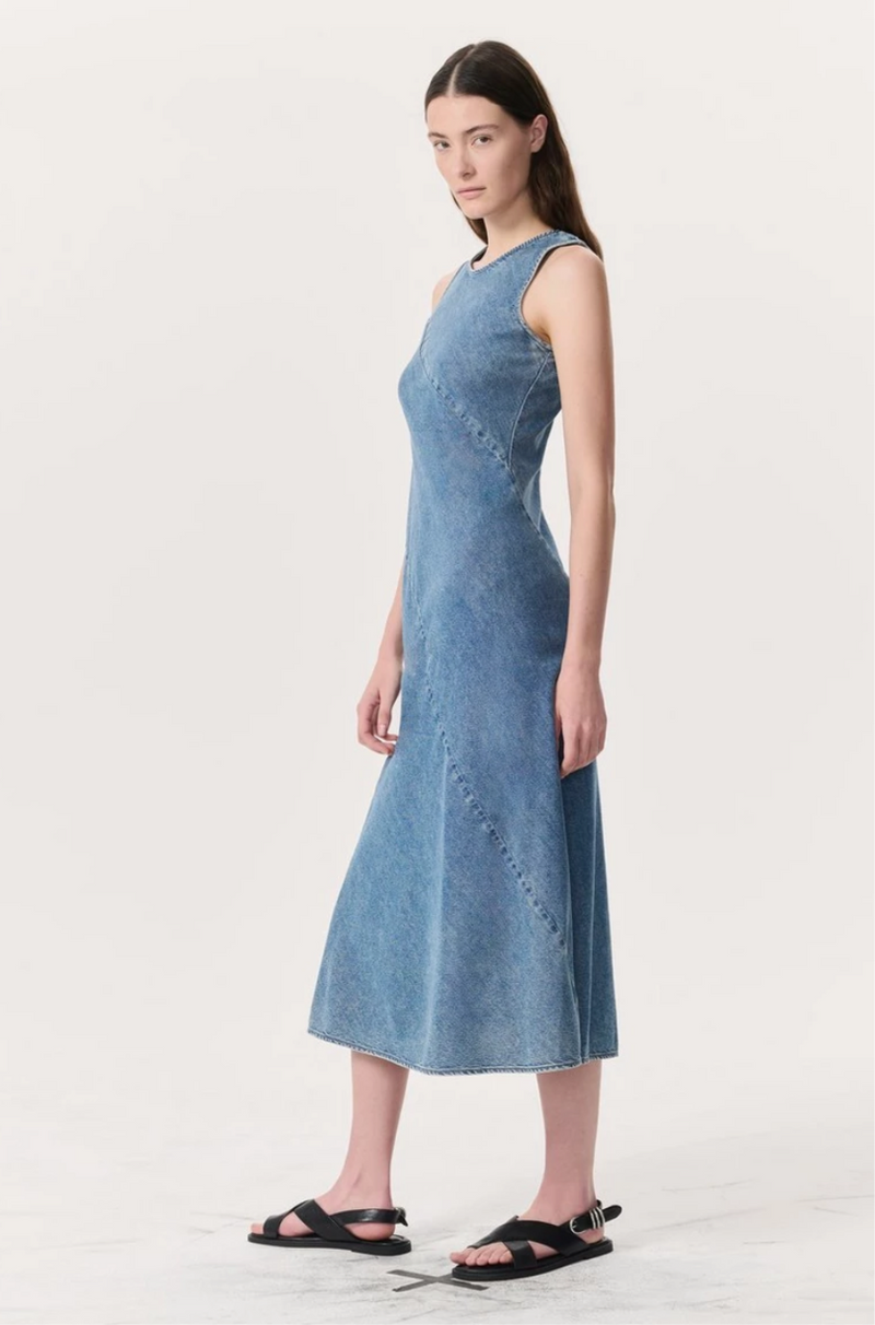 FEATHERWEIGHT LISBON DRESS